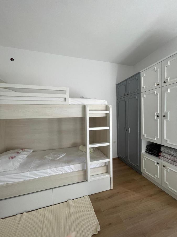 Holiday House Fila Турань Экстерьер фото